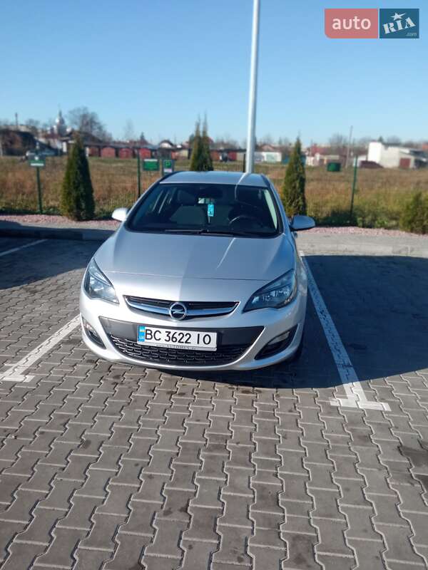Універсал Opel Astra 2015 в 