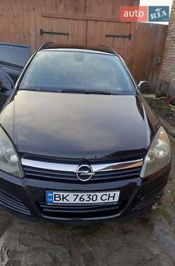 Универсал Opel Astra 2006 в Владимирце