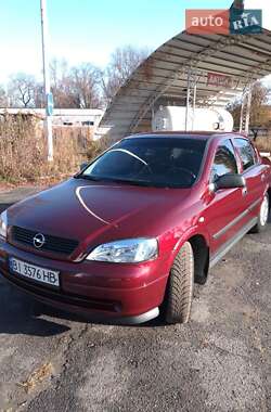 Седан Opel Astra 2006 в Полтаві