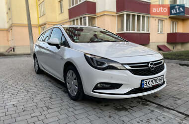 Универсал Opel Astra 2018 в Каменец-Подольском