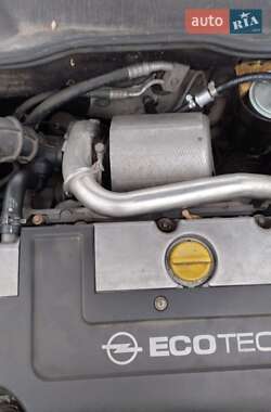 Универсал Opel Astra 2001 в 