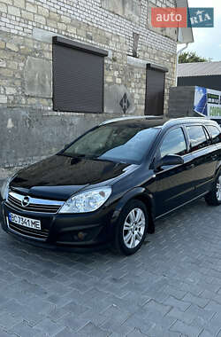 Универсал Opel Astra 2007 в Вознесенске