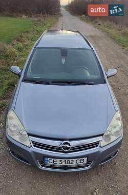 Универсал Opel Astra 2007 в Новоселице