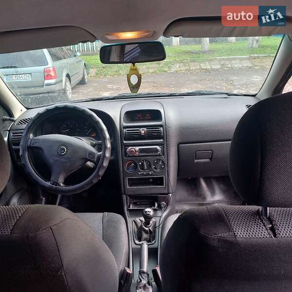 Седан Opel Astra 2007 в Николаеве