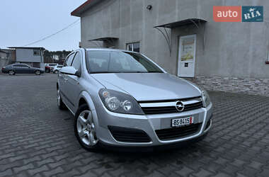 Хэтчбек Opel Astra 2007 в Луцке