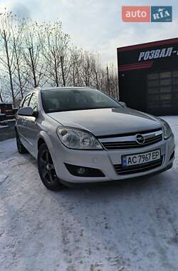 Opel Astra 2010