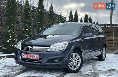 Універсал Opel Astra 2009 в Стрию