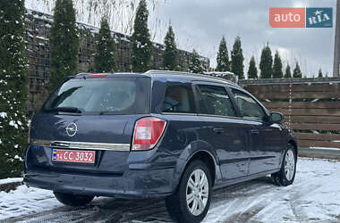 Універсал Opel Astra 2009 в Стрию