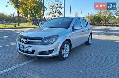 Хэтчбек Opel Astra 2011 в Коломые