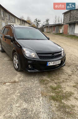 Універсал Opel Astra 2004 в Івано-Франківську