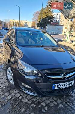 Opel Astra 2015