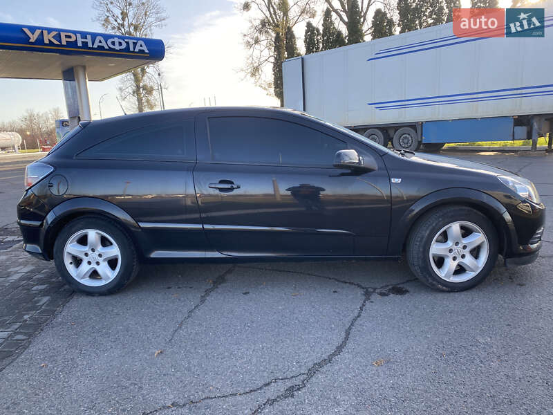 Хэтчбек Opel Astra 2008 в Львове