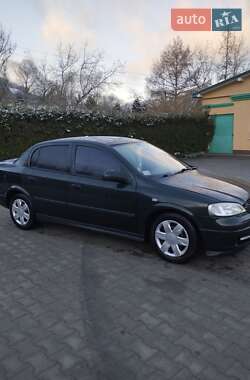 Седан Opel Astra 2003 в Турке