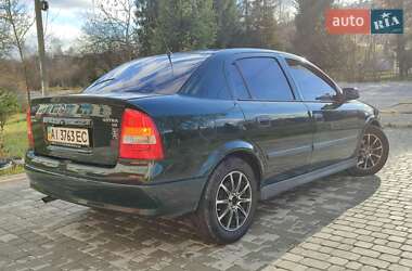 Седан Opel Astra 2003 в Турке