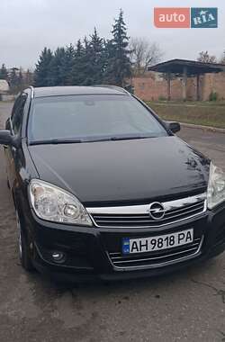 Универсал Opel Astra 2008 в Славянске