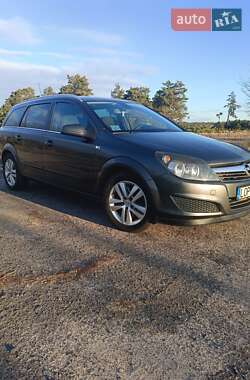 Універсал Opel Astra 2008 в Березному