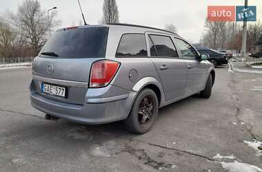 Універсал Opel Astra 2006 в Києві