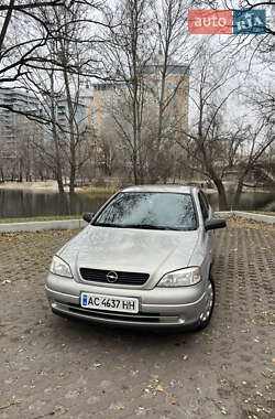 Седан Opel Astra 2008 в Києві