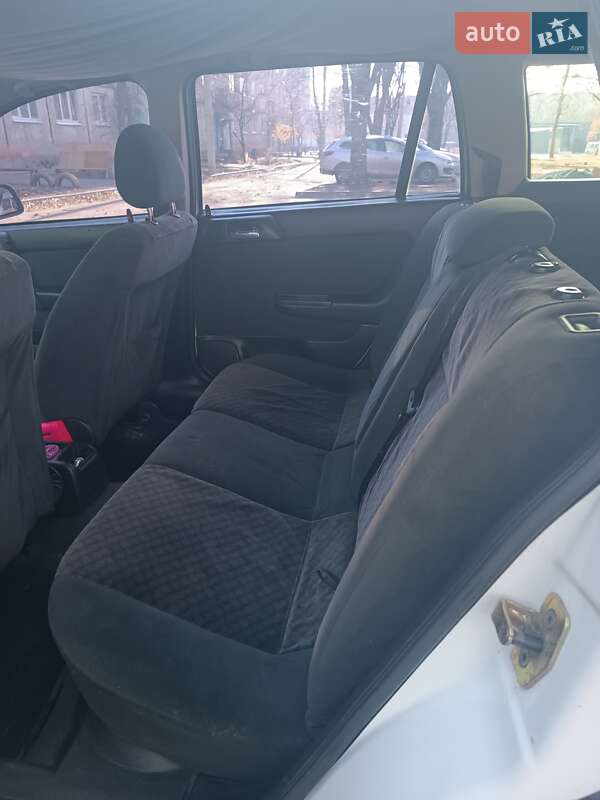 Универсал Opel Astra 2001 в Харькове
