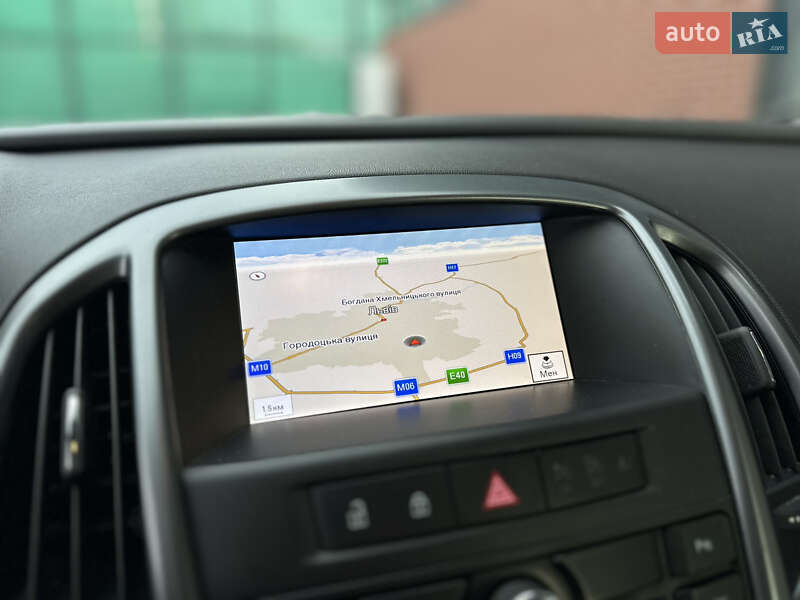 Универсал Opel Astra 2014 в Львове