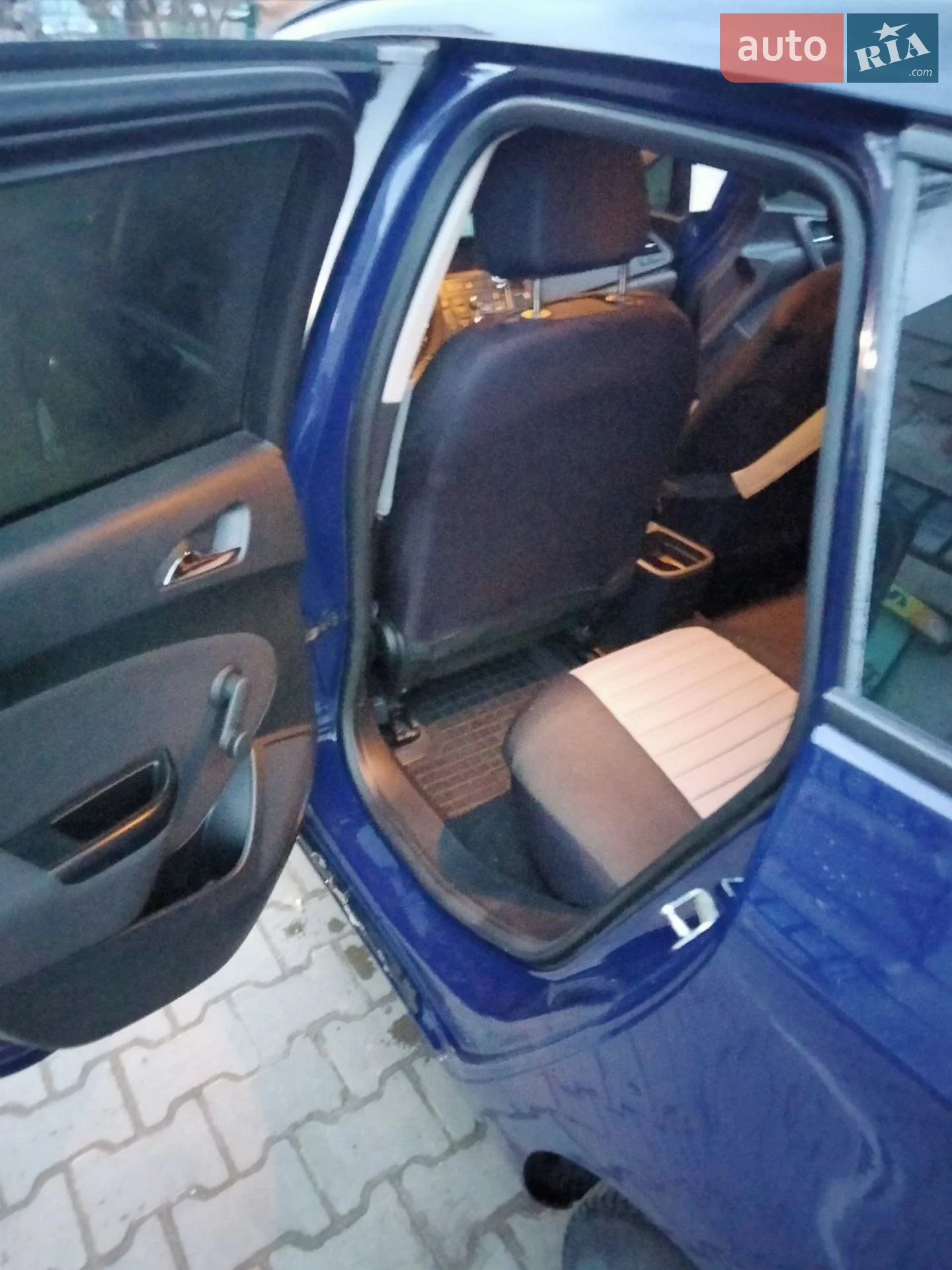 2011 Opel Astra - мініатюра 11