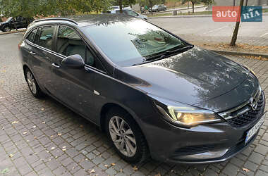 Универсал Opel Astra 2016 в 