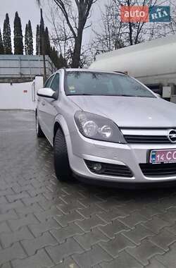 Універсал Opel Astra 2007 в Чернівцях