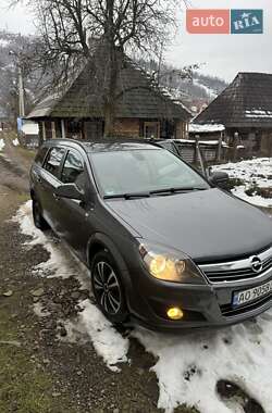Opel Astra 2010 Opel Astra 2010