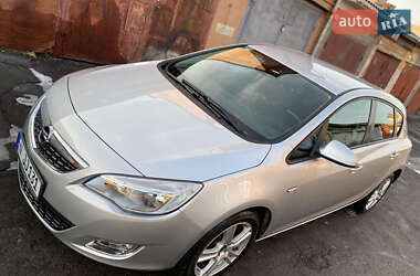 Хетчбек Opel Astra 2010 в Умані