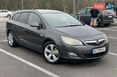 Opel Astra 2012 Opel Astra 2012
