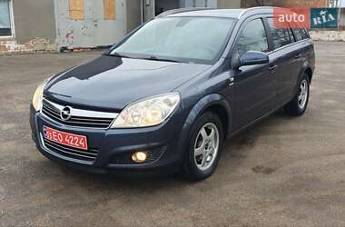 Универсал Opel Astra 2007 в Первомайске