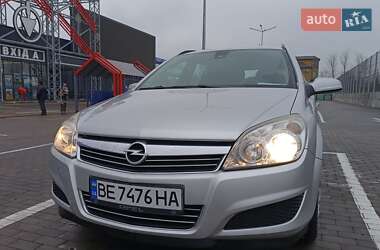 Универсал Opel Astra 2009 в Южноукраинске