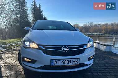 Хэтчбек Opel Astra 2017 в Тлумаче