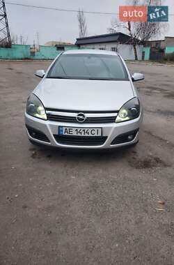 Opel Astra 2007