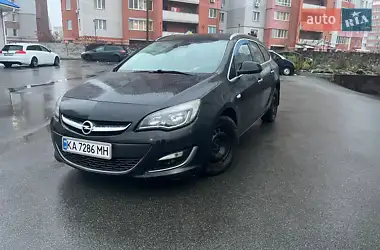 Opel Astra 2013