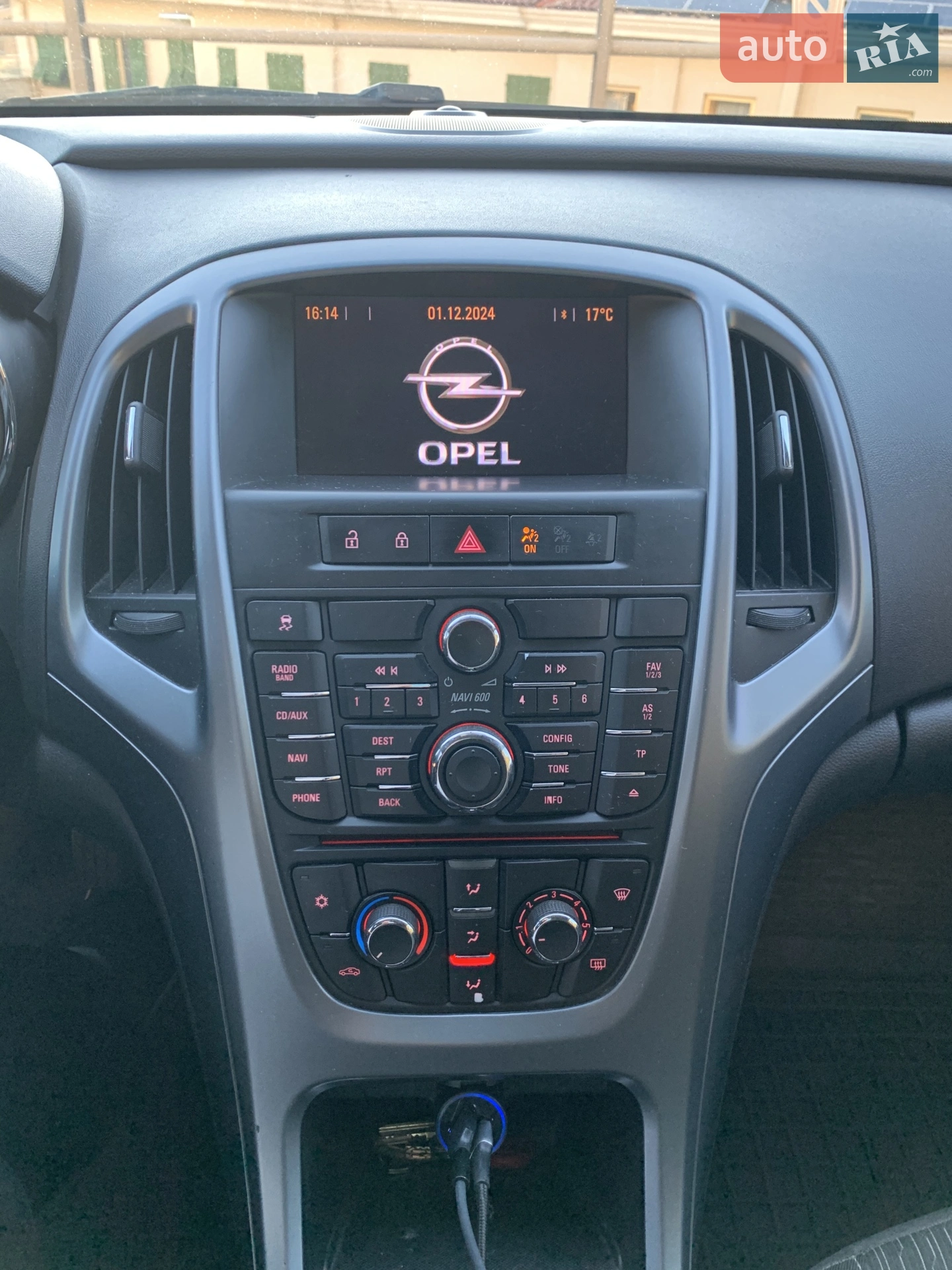 2013 Opel Astra - мініатюра 10