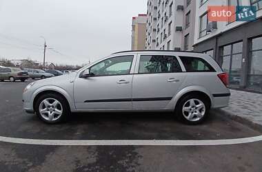 Універсал Opel Astra 2006 в Чернігові