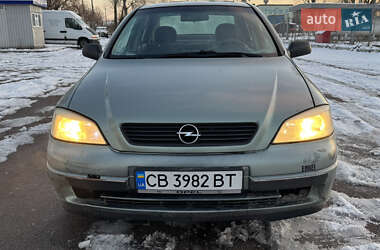 Седан Opel Astra 2006 в Чернігові