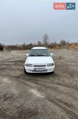 Універсал Opel Astra 1993 в Бучі