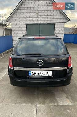 Универсал Opel Astra 2005 в 