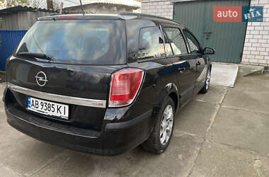 Універсал Opel Astra 2005 в Бершаді