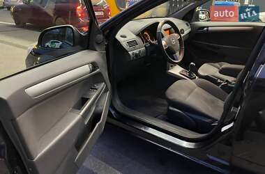 Универсал Opel Astra 2009 в Киеве