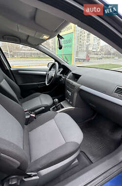 Хетчбек Opel Astra 2007 в Запоріжжі