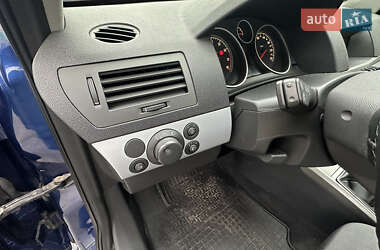 Хетчбек Opel Astra 2007 в Запоріжжі