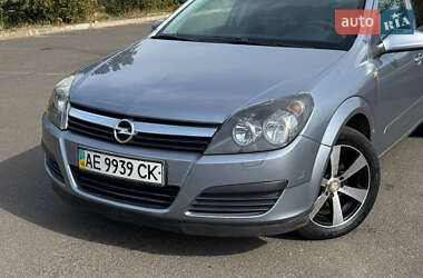 Хэтчбек Opel Astra 2005 в Кривом Роге