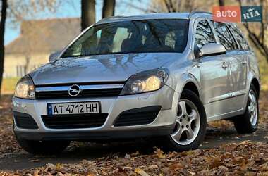 Універсал Opel Astra 2006 в Івано-Франківську