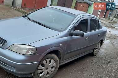 Седан Opel Astra 2006 в 