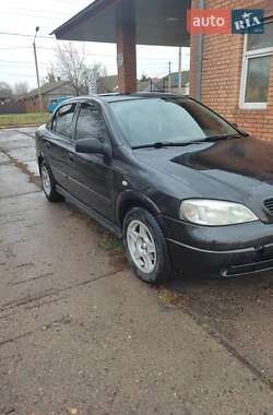 Седан Opel Astra 2005 в Измаиле