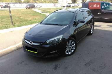 Opel Astra 2013