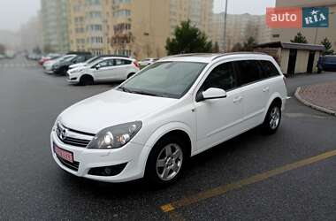 Универсал Opel Astra 2009 в Киеве